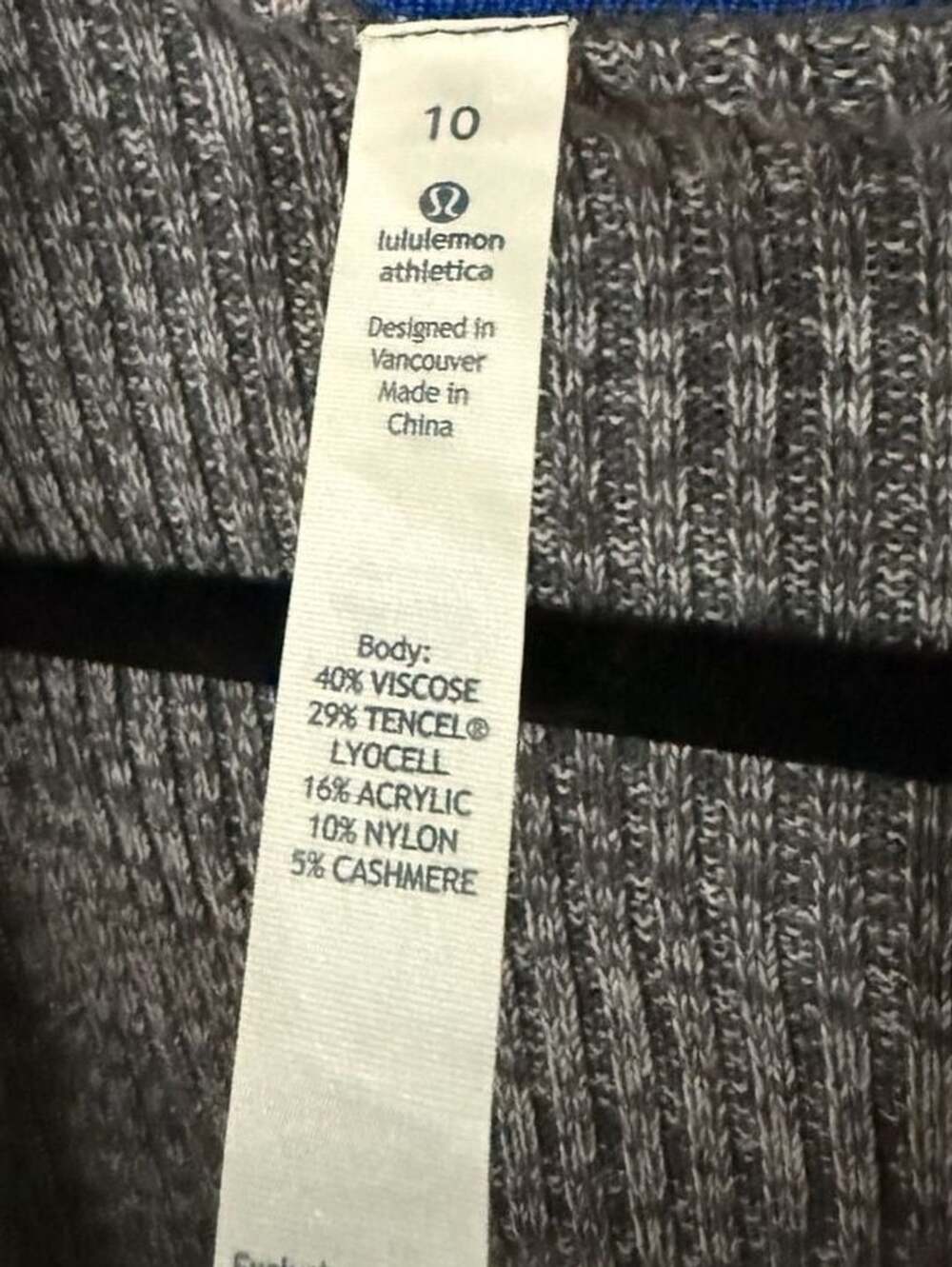 LULULEMON SWEATER